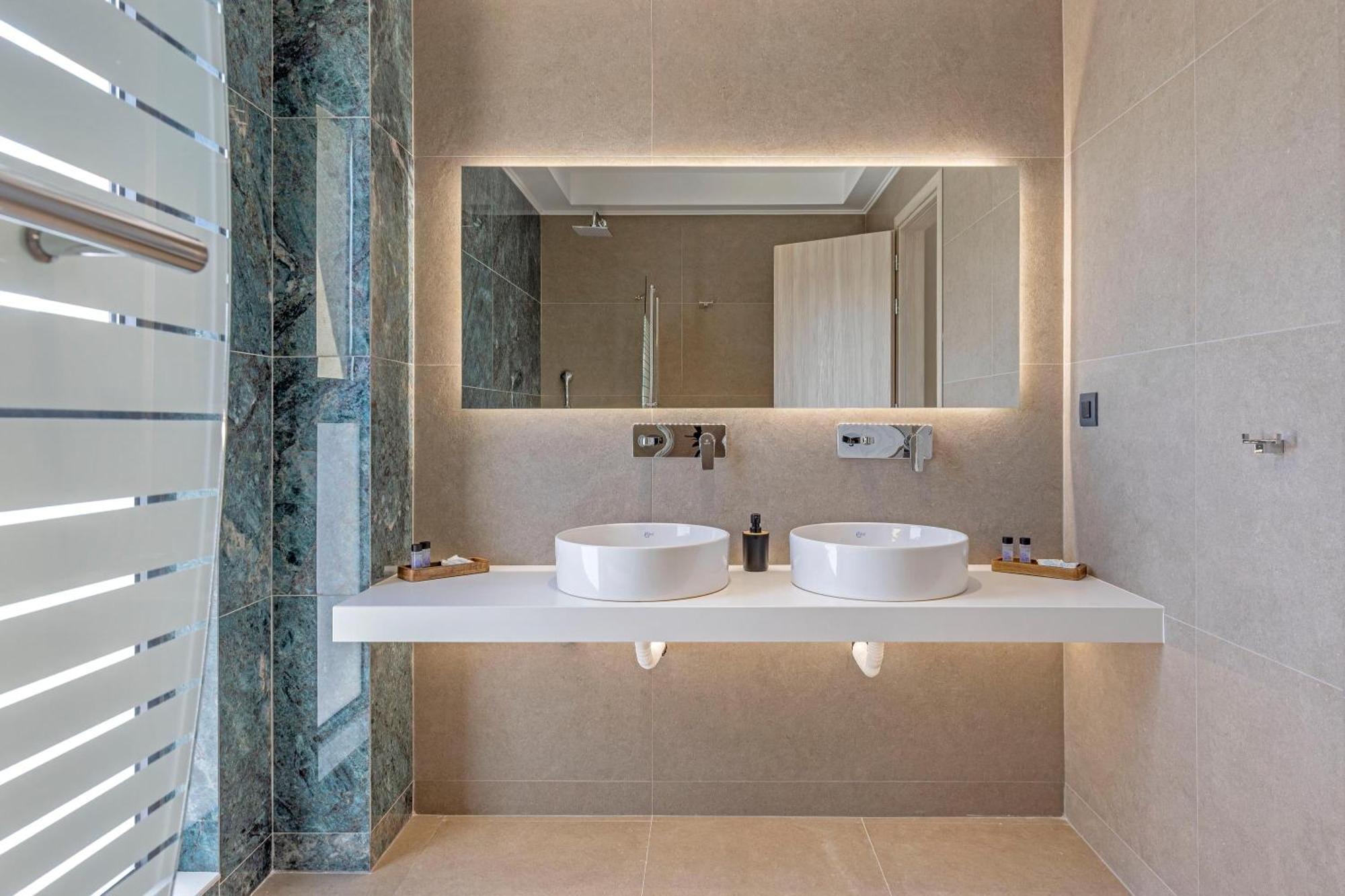 Mont Fleury Resort Коскину Экстерьер фото